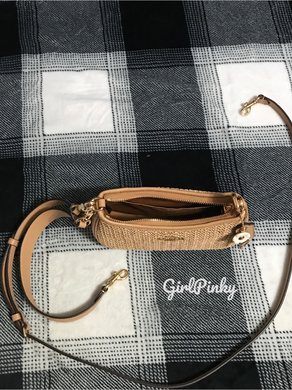 COACH Teri Shoulder Bag With Charm CEC43 straw/Im/Toast NEW RELEASE WITH TAGS!! - Picture 4 of 8